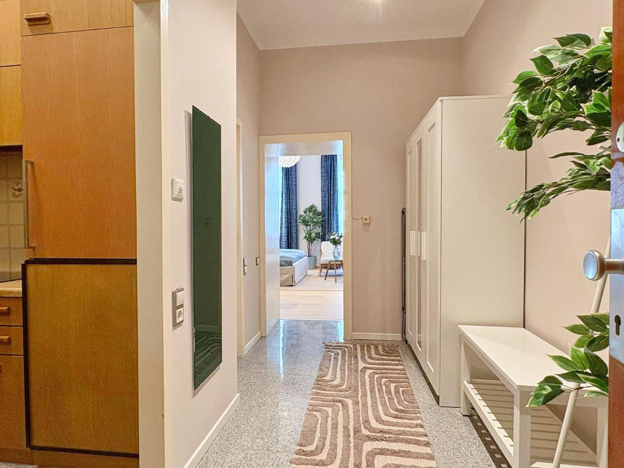 Apartament Spacious And Near Metro I Close To Parks I Akh Wiedeń Zewnętrze zdjęcie